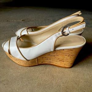 summer wedge pump